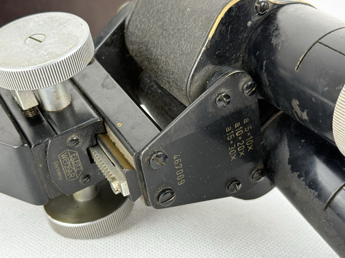 E. Leitz Wetzlar Microscope Antique Vintage Black Germany